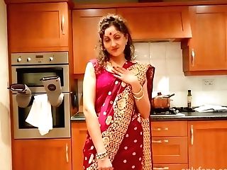 Candy Samira - Point Of View Desi Bhabhi In Saree Gives Horny Lonely Devar A Deep Throat - Hindi Bollywood Pornography Story